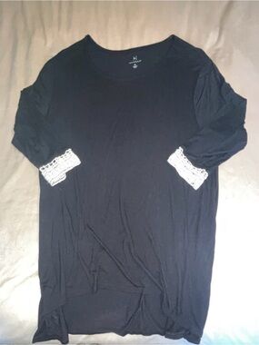 Hannah Black Tunic with White Lace Sleeve Cuffs